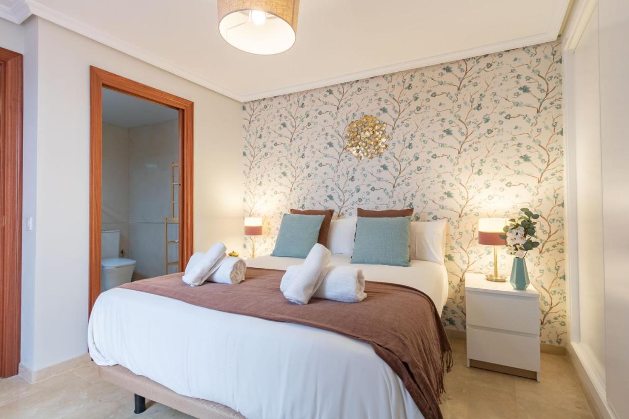 Apartament San Jacinto Triana Deluxe By Valcambre Sewilla Zewnętrze zdjęcie