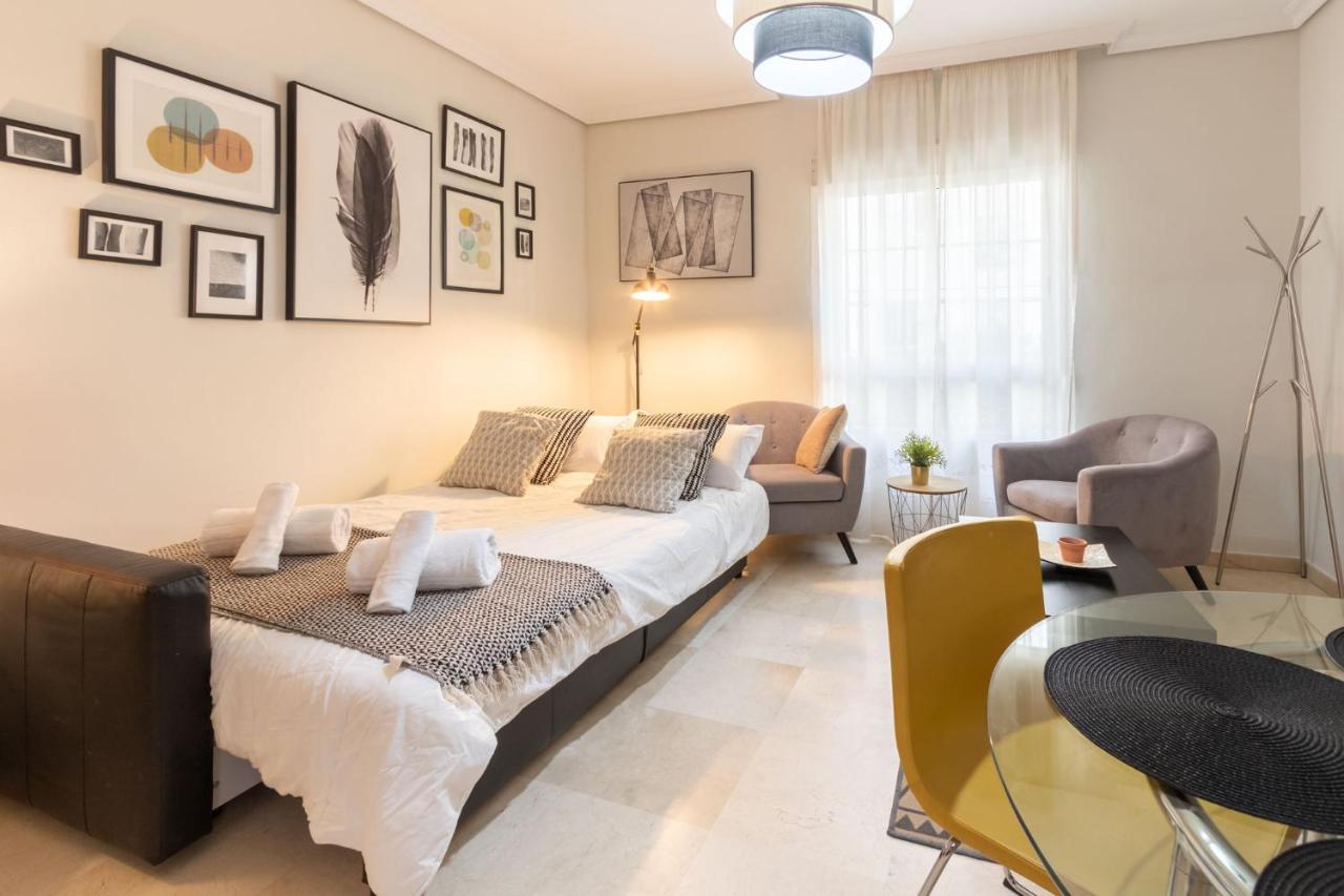 Apartament San Jacinto Triana Deluxe By Valcambre Sewilla Zewnętrze zdjęcie
