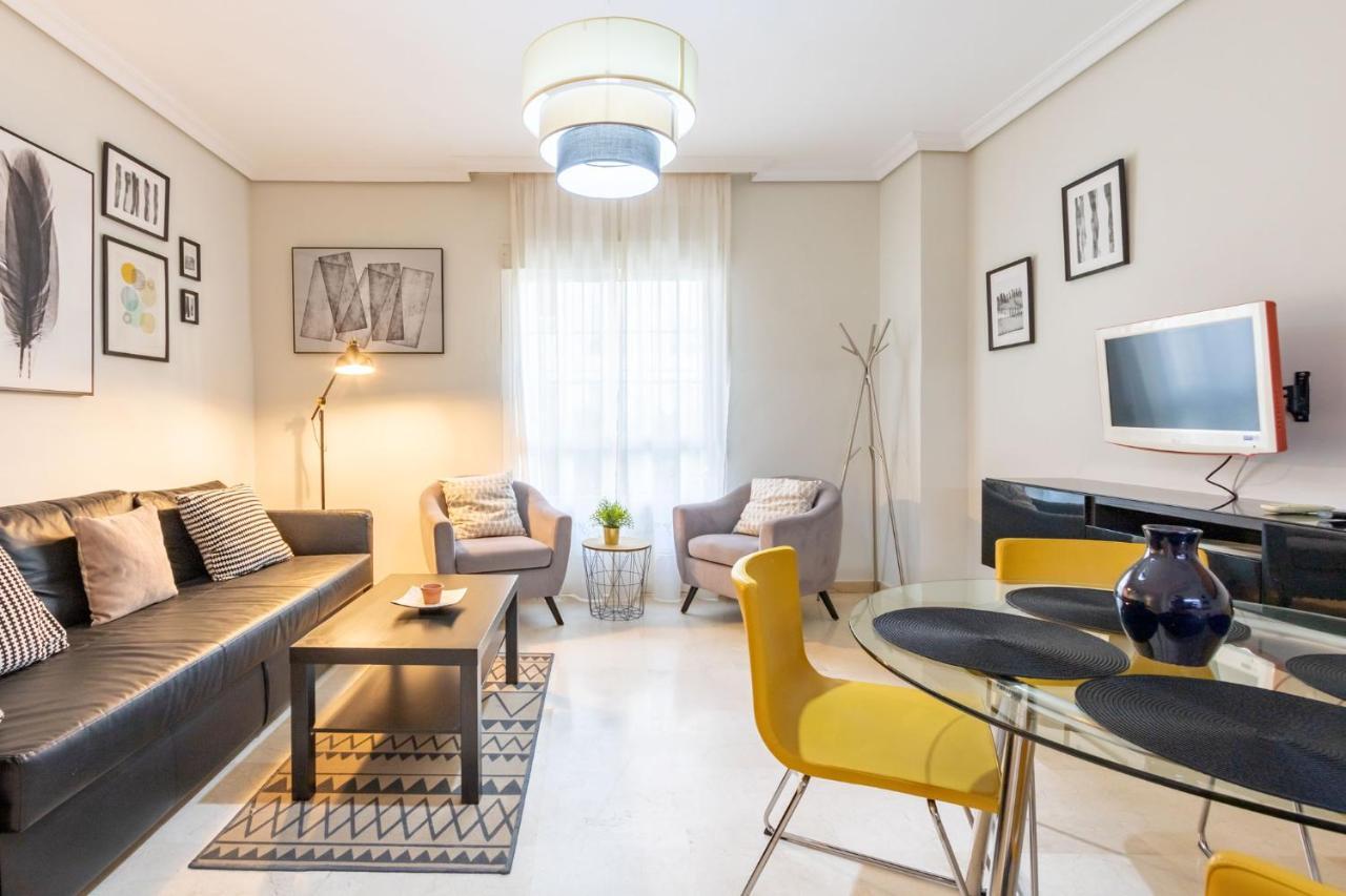 Apartament San Jacinto Triana Deluxe By Valcambre Sewilla Zewnętrze zdjęcie